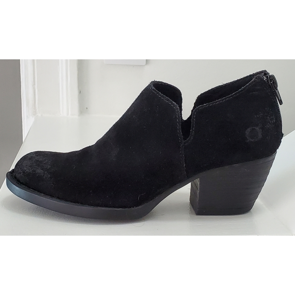Born Ankle Booties‎ Antonia Suede Size 6.5
